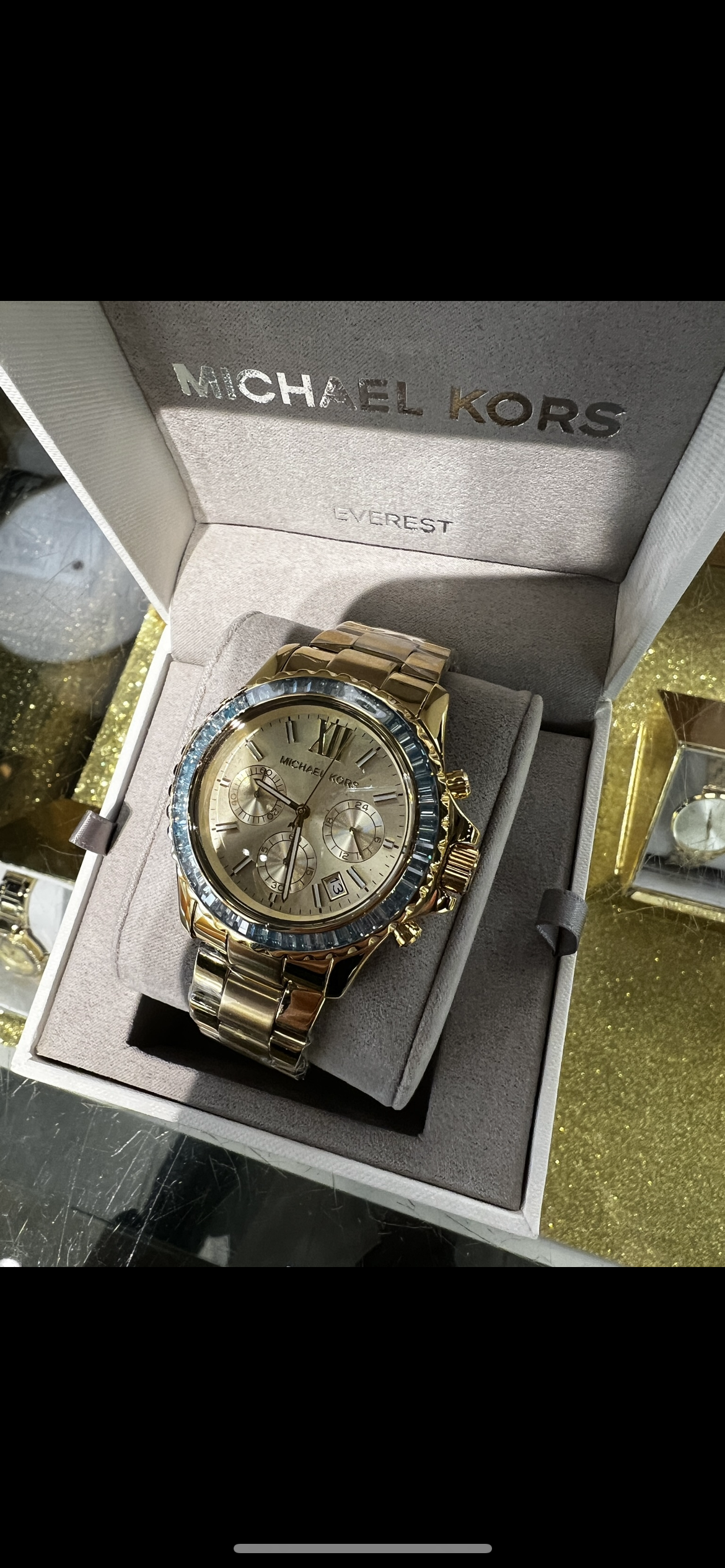 Mk7210  watch  FREEBOX ILE