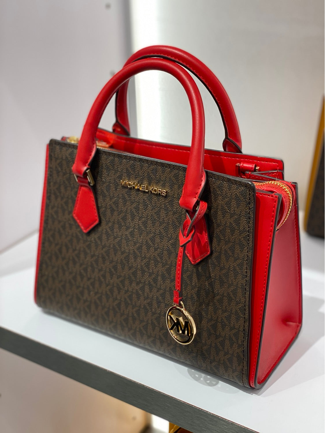 MICHAEL KORS HOPE MEDIUM BAG GUMRUK DAHIL