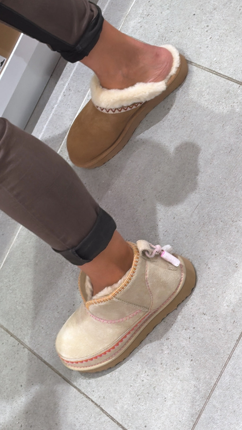 UGG Ultra Mini Elaria Stitch